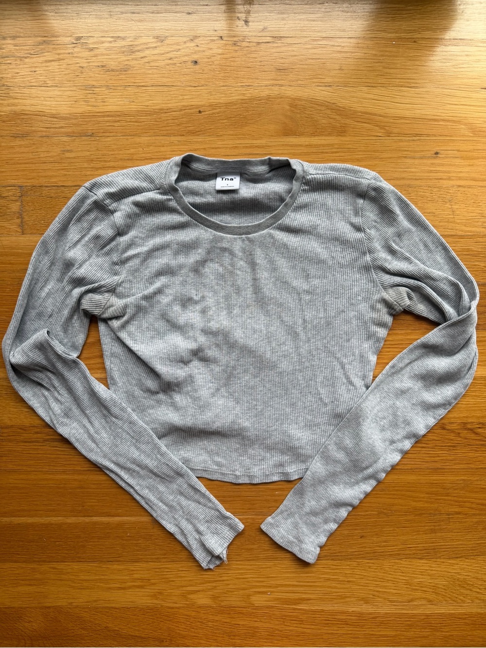 TNA Aritzia Grey Ribbed Long Sleeve Top – Size Small